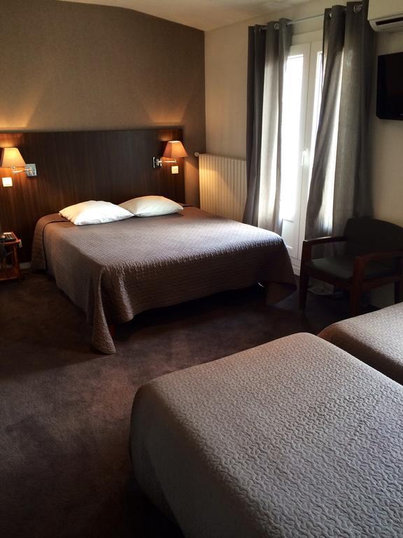 Hotel Les Negociants Βαλένς Δωμάτιο φωτογραφία