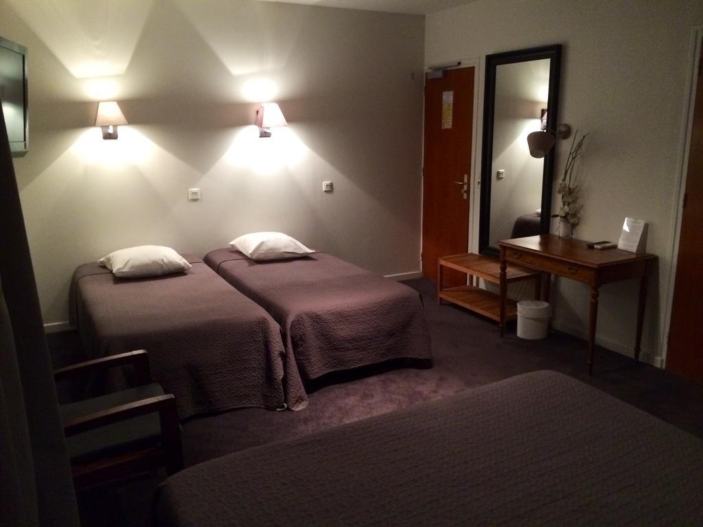 Hotel Les Negociants Βαλένς Δωμάτιο φωτογραφία